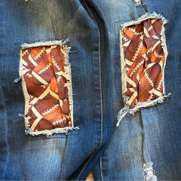 Lucky and Blessed Denim Jeans With Football Patches Size 6 Super Bowl Game Day - Picture 14 of 14